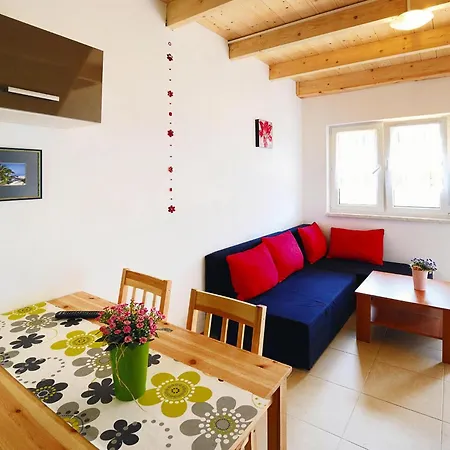 With Terraces For 5 People