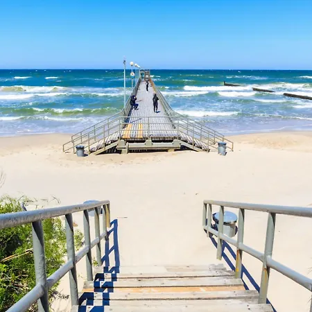 Holiday Homes Close To The Seaside Beach *