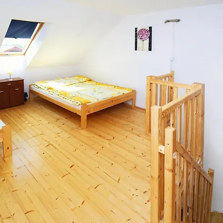 Holiday Homes Close To The Seaside Beach *